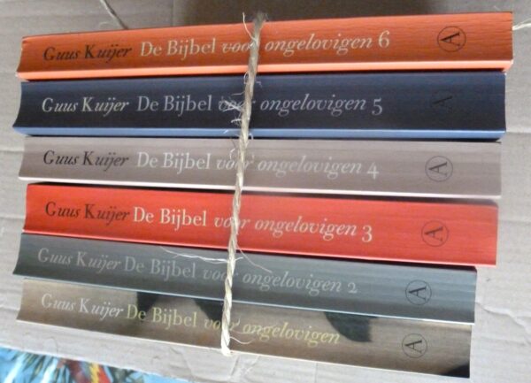 De Bijbel voor ongelovigen - 6 dl. | Guus Kuijer | 2017 | Athenaeum-Polak | ISBN 9789025304287 |