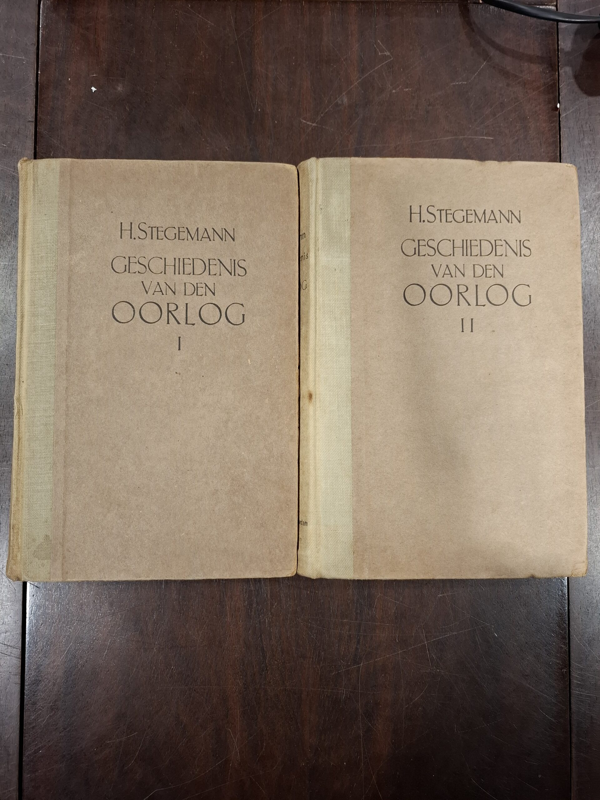 Geschiedenis van den Oorlog, deel I en II | H. Stegemann | 1918 | druk onbekend | C.L.van Langerhuysen, Amsterdam en Rotterdam | geen ISBN