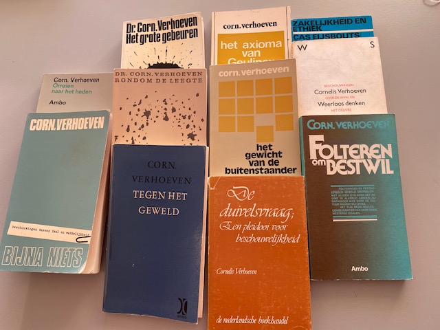 Kavel: 11 boeken | Cornelis Verhoeven | Uitg. vnl. Ambo