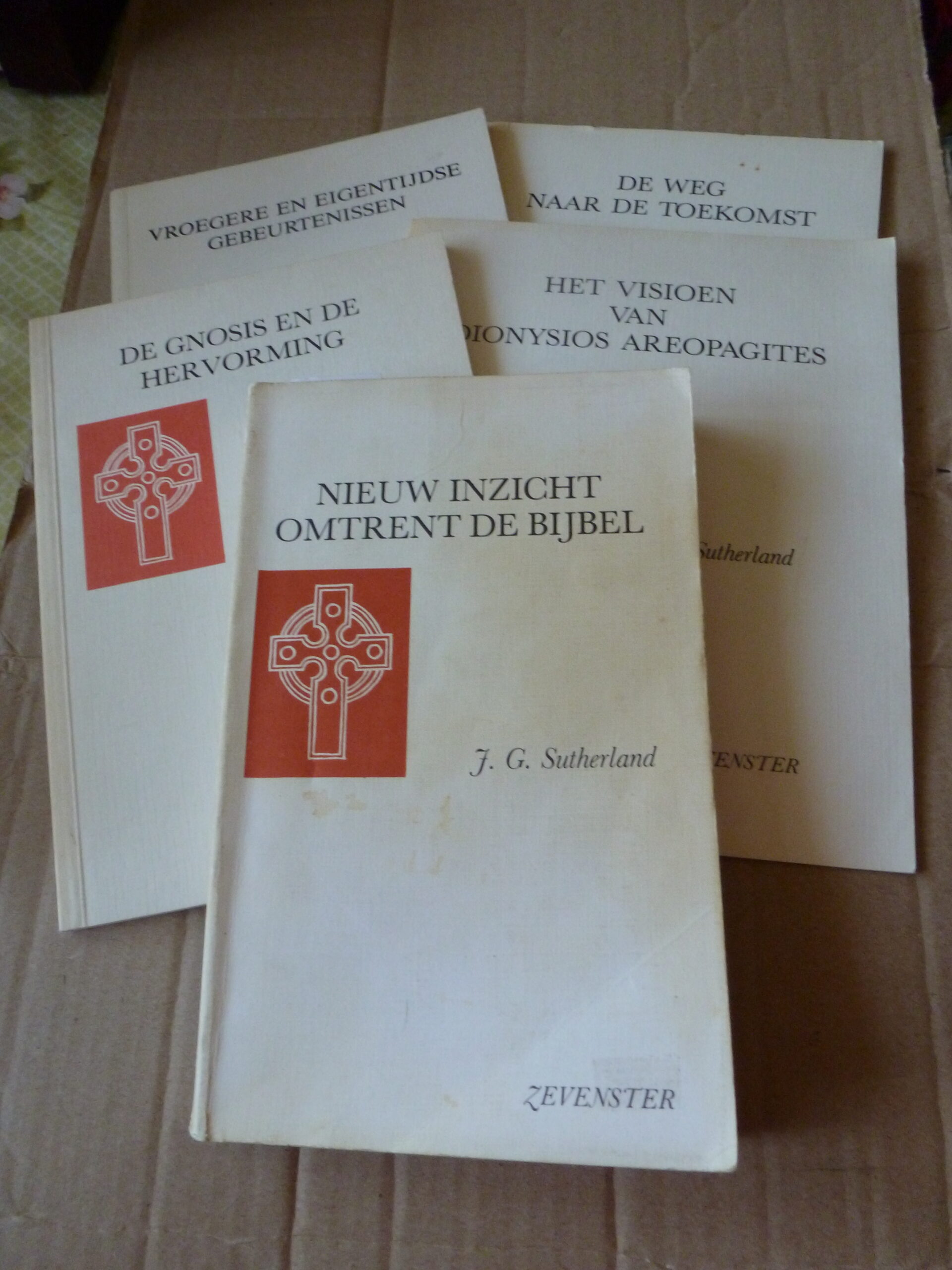 Kavel van 5 boeken van J. G. Sutherland | 1983-1988 | Zevenster |